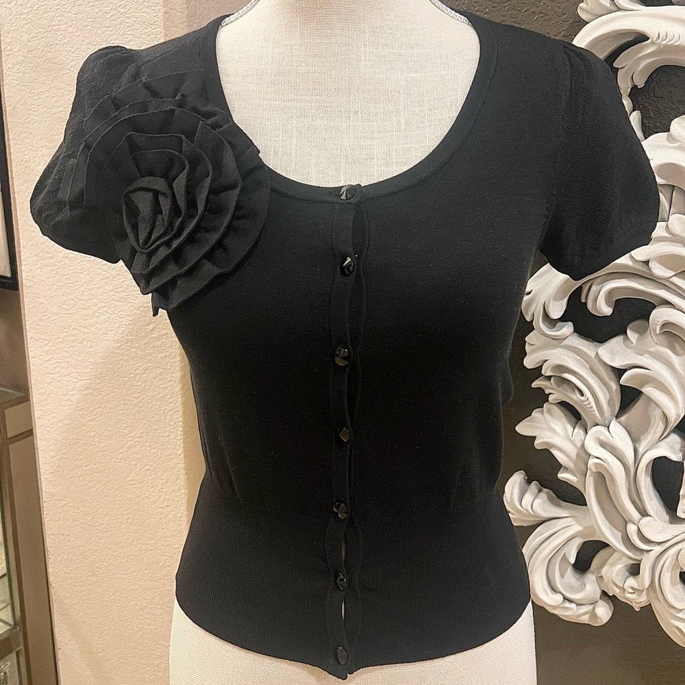 BEBE Short sleeve black sweater top XS